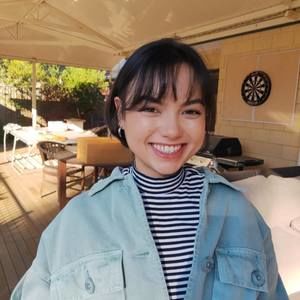 Meet your Posher, Caroline